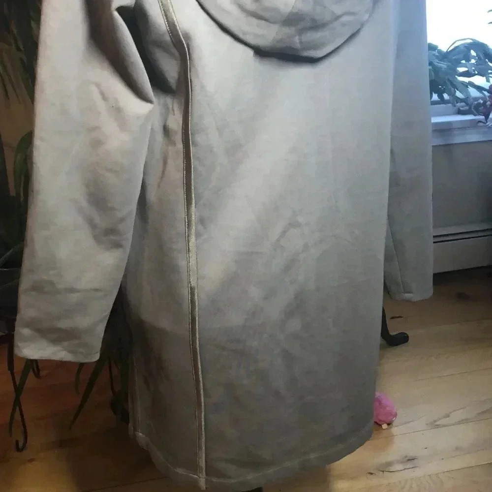 Trina Turks Reversible Coat. Size 4 - Picture 4 of 9